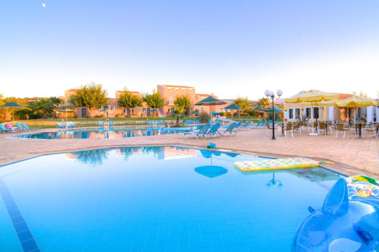 Sweety Club Solimar Emerald Rethymno  Bagian luar foto