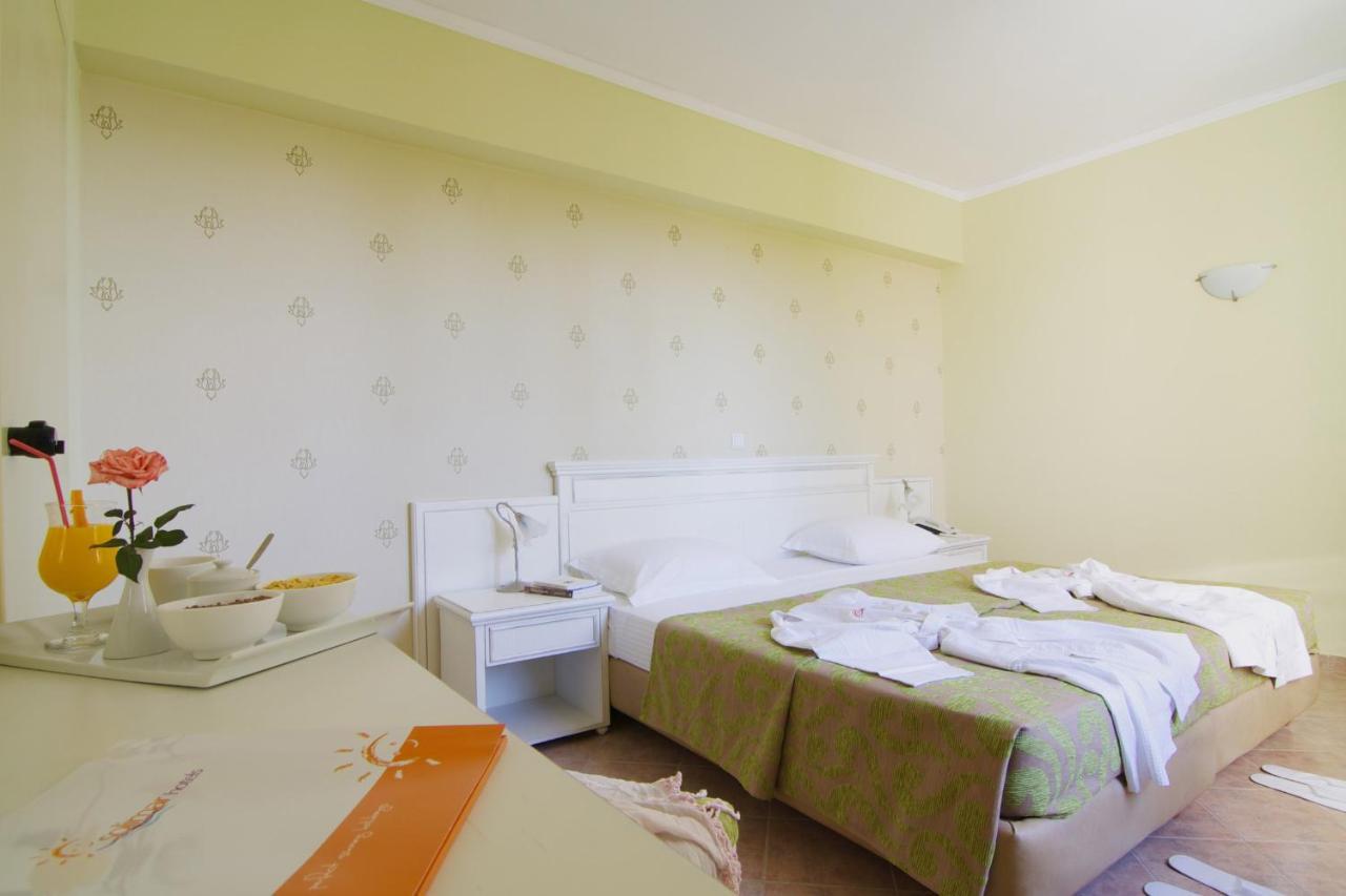 Sweety Club Solimar Emerald Rethymno  Bagian luar foto