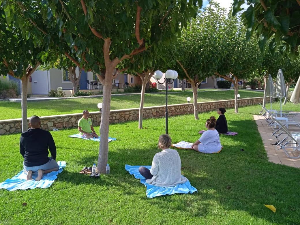Sweety Club Solimar Emerald Rethymno  Bagian luar foto