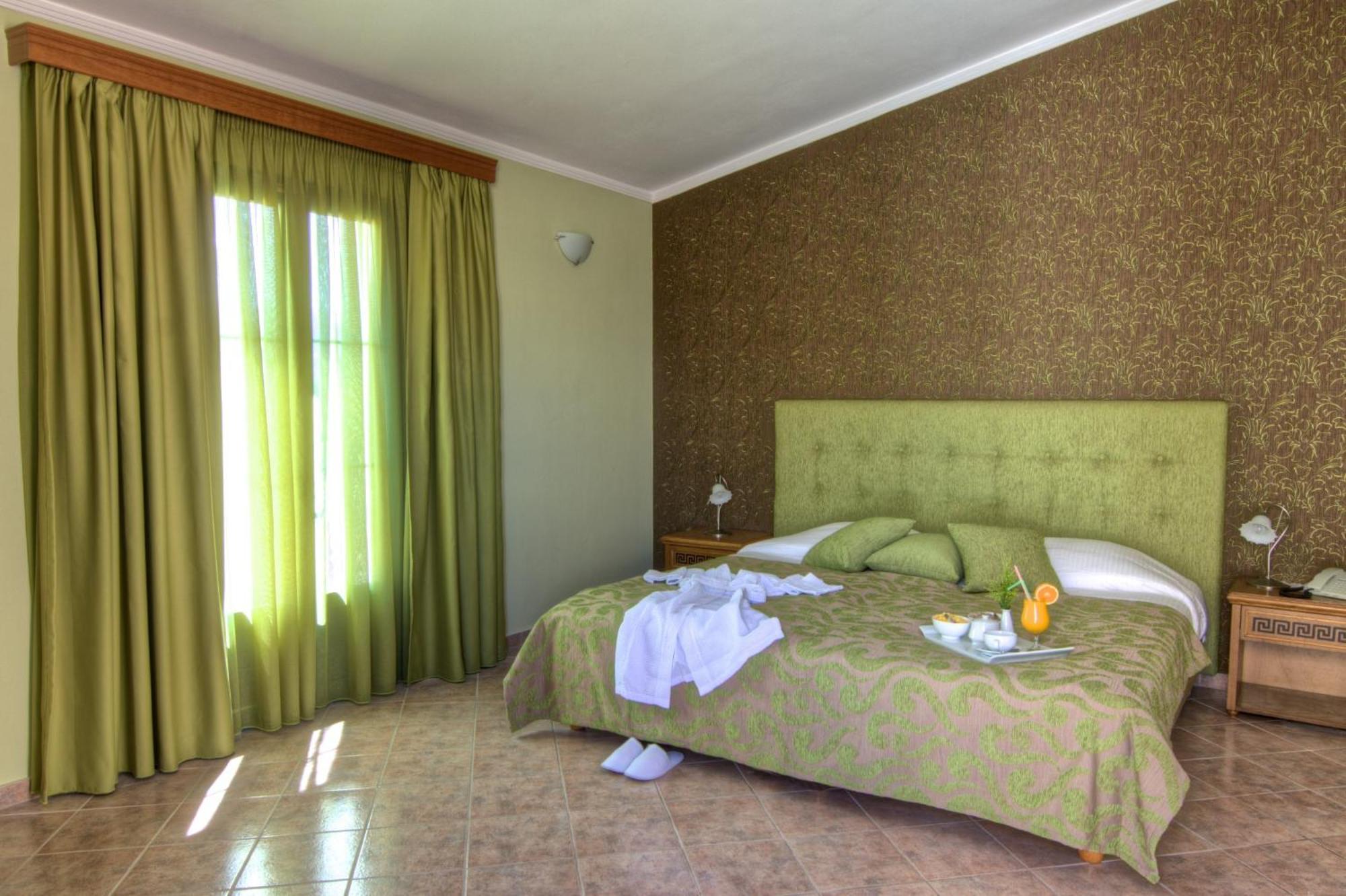 Sweety Club Solimar Emerald Rethymno  Bagian luar foto
