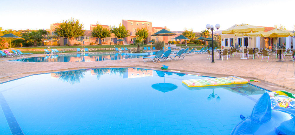 Sweety Club Solimar Emerald Rethymno  Bagian luar foto